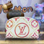 Louis Vuitton Pochette Cosmetique PM M11239 Peachblow